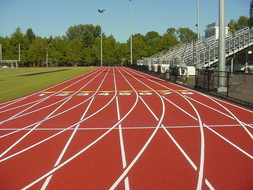 081351894500 Kontraktor Jasa Pembuatan Rubber Running Jogging Track Murah Terpercaya Garansi KOI Terbaik Termurah Berpengalaman Lintasan Lari